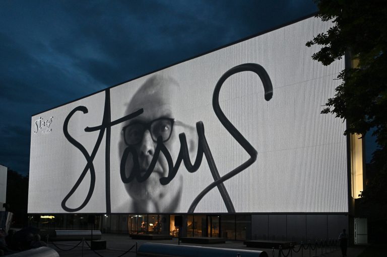 Nuo Japonijos iki Panevėžio: pirmą kartą Lietuvoje pristatoma Stasio Eidrigevičiaus fotografika